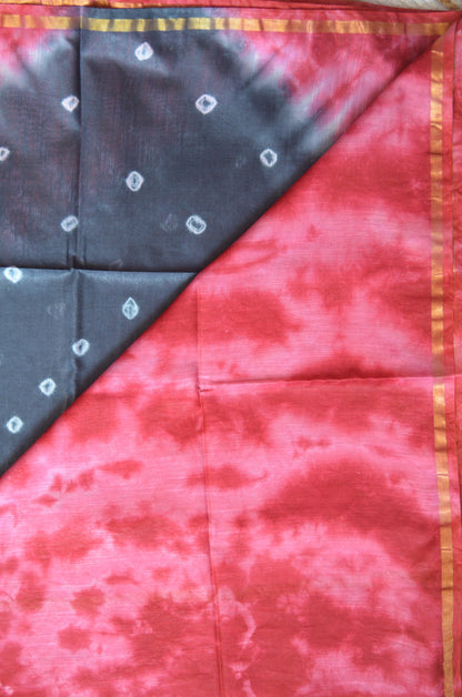 Black Magenta Shibori Vegan Silk Handloom Saree