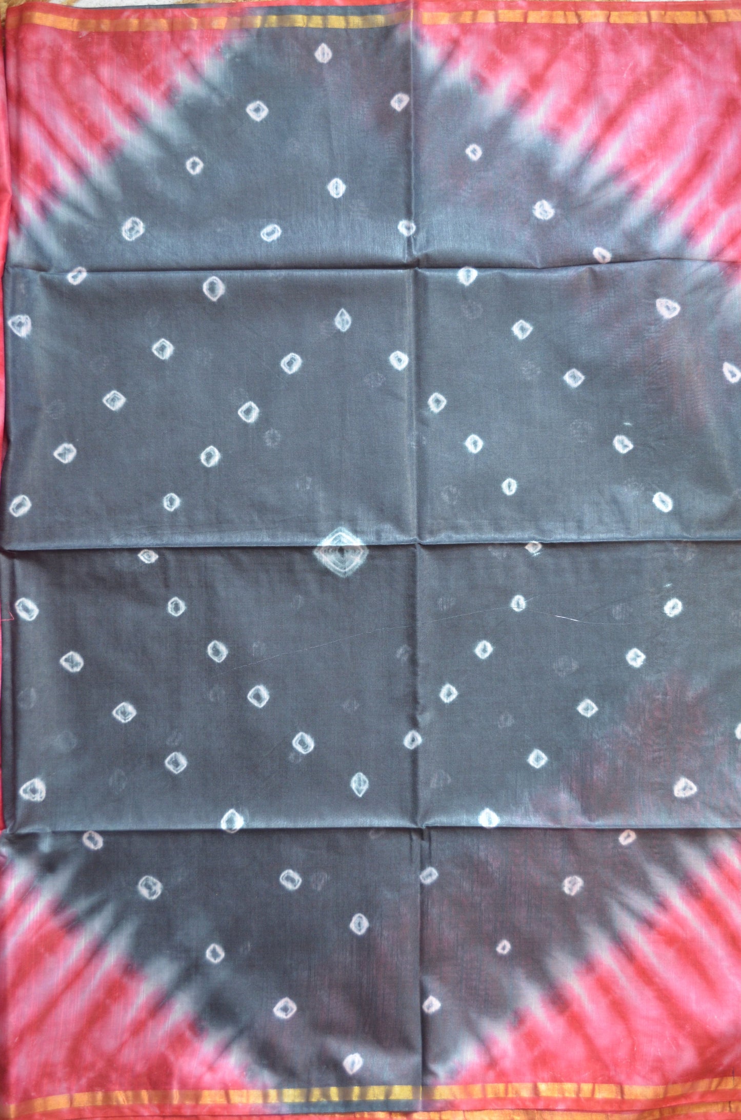 Black Magenta Shibori Vegan Silk Handloom Saree