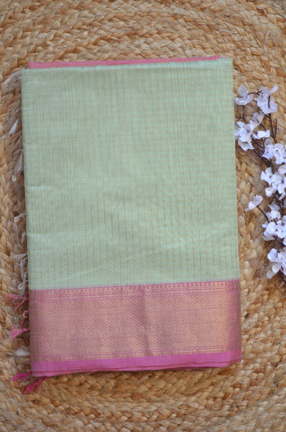 Light Pista Green Maheshwari Pure Silk Handloom Saree with Metal Zari Checks