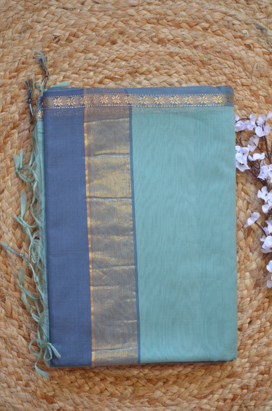 Light Teal Maheshwari Pure Silk Handloom Saree with Metal Zari