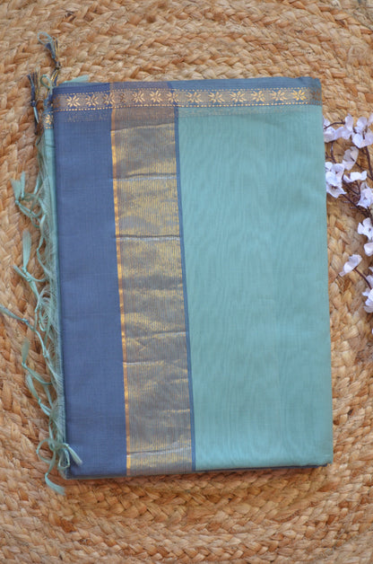 Light Teal Maheshwari Pure Silk Handloom Saree with Metal Zari