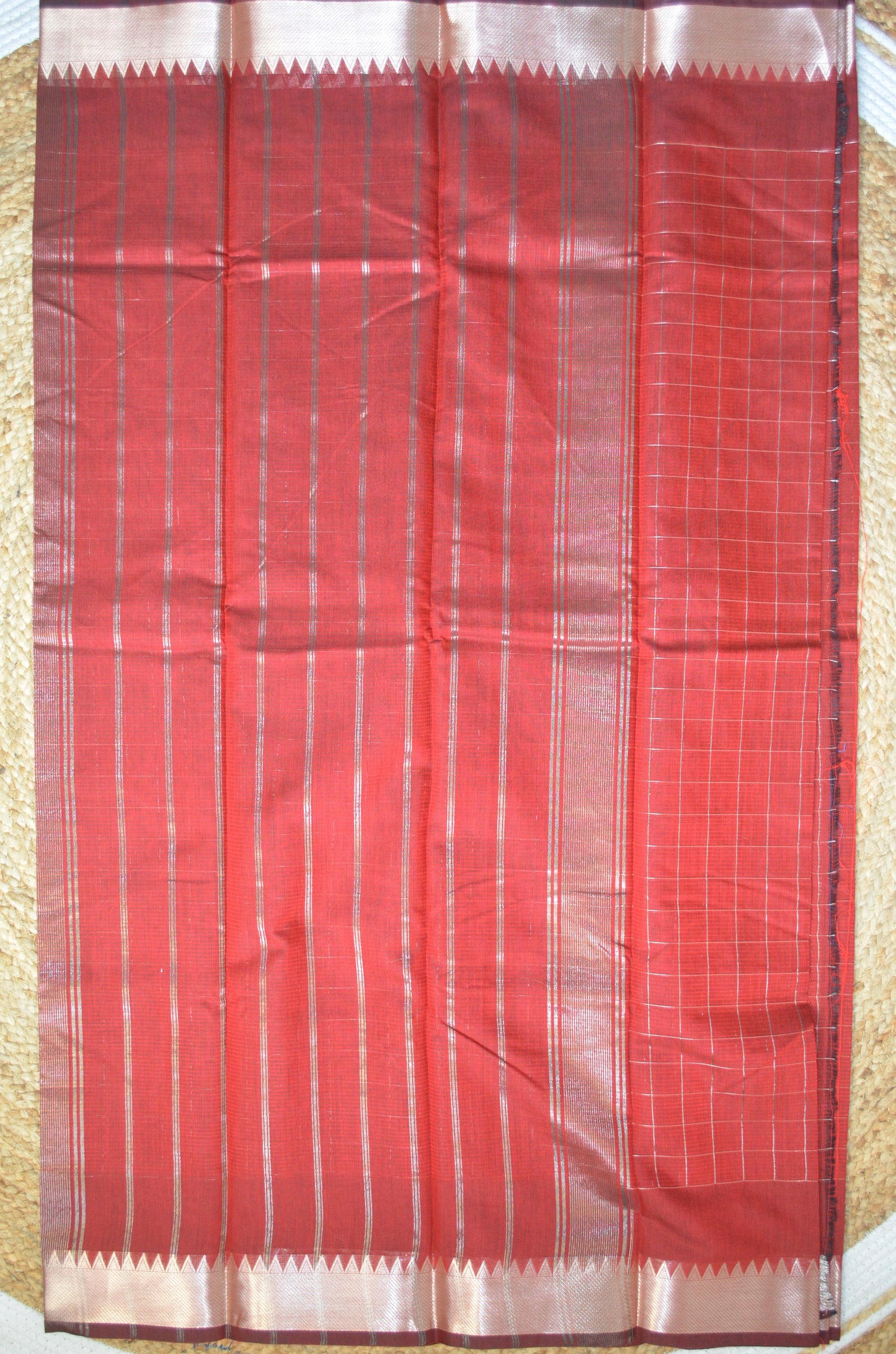 Red Mangalagiri Checks Cotton Silk Handloom Saree