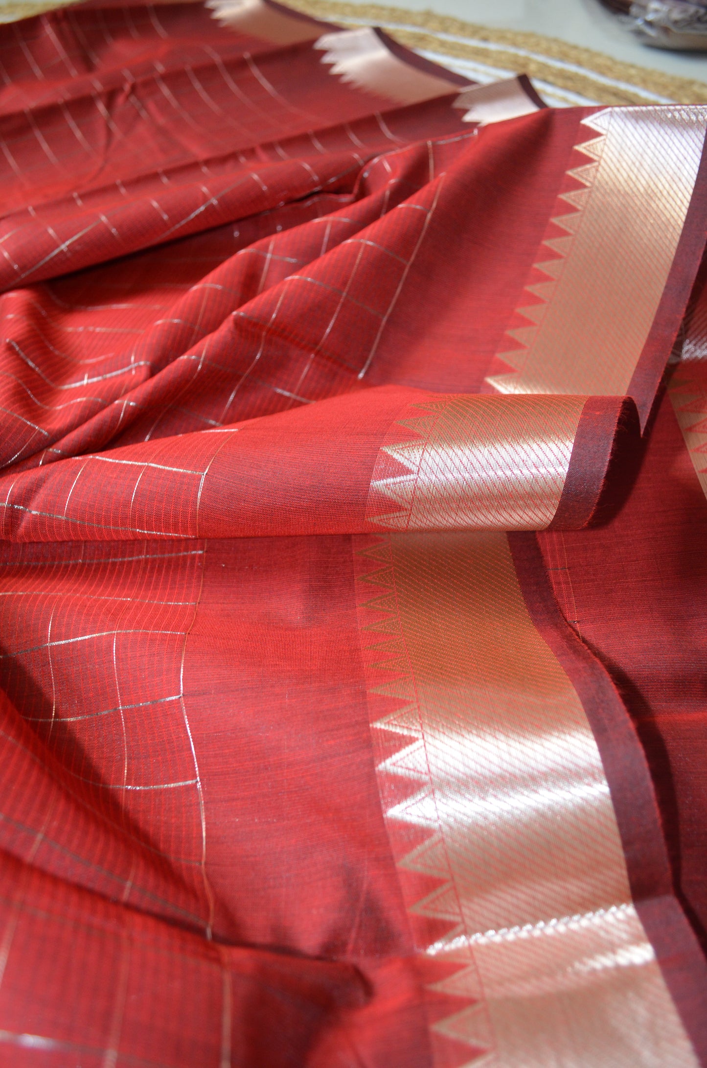 Red Mangalagiri Checks Cotton Silk Handloom Saree