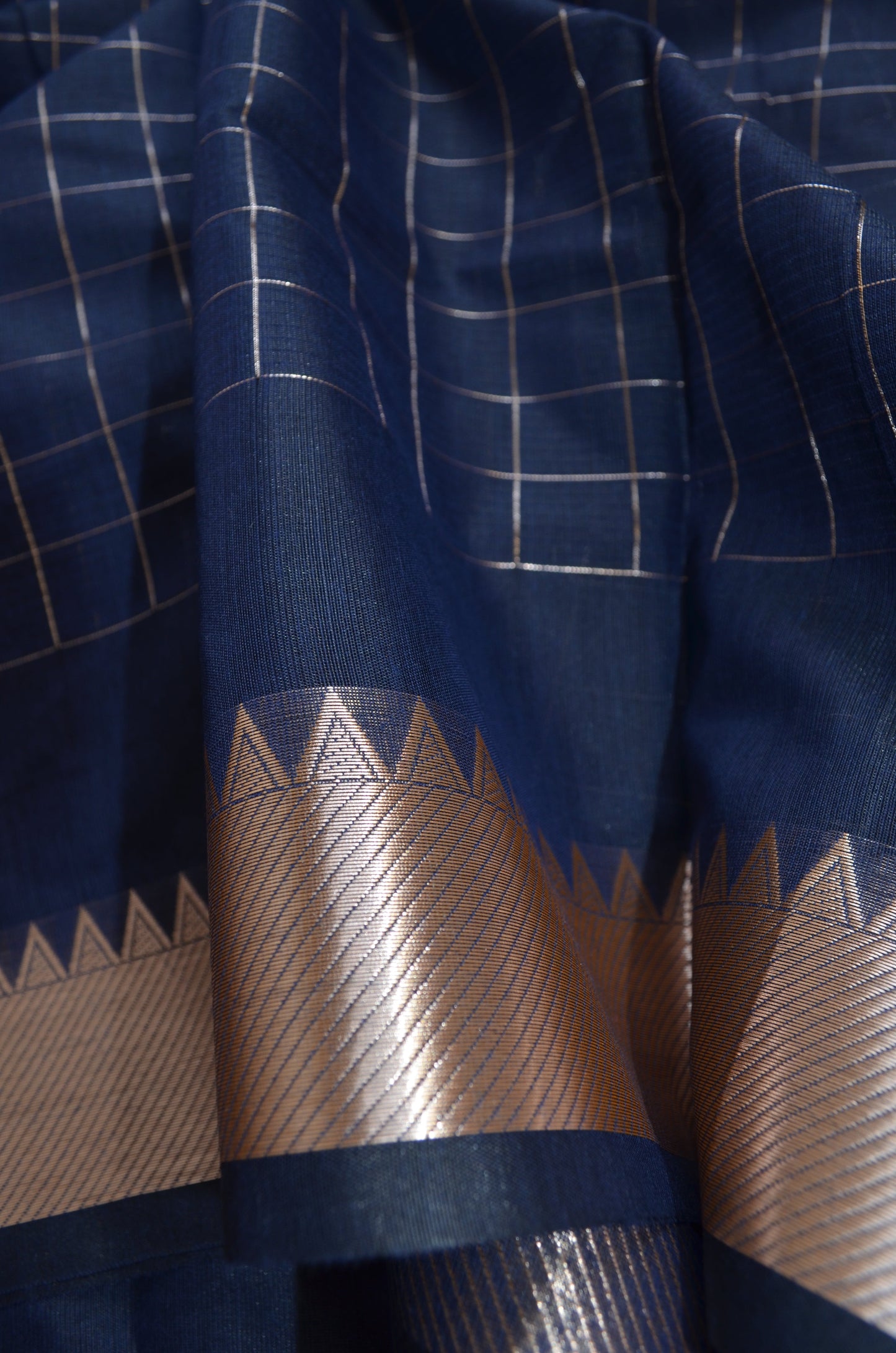 Navy Mangalagiri Checks Cotton Silk Handloom Saree