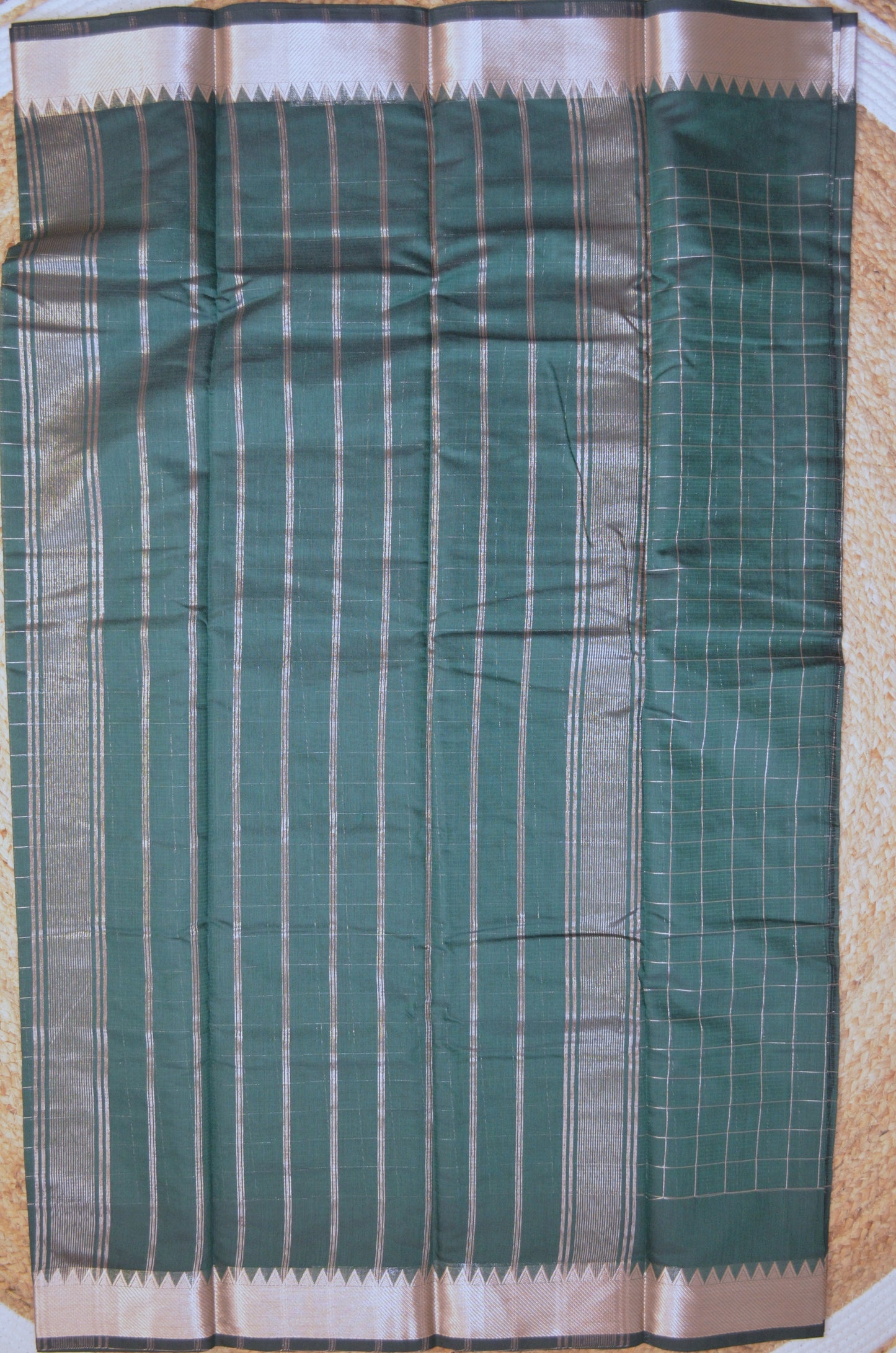 Jungle Green Mangalagiri Checks Cotton Silk Handloom Saree