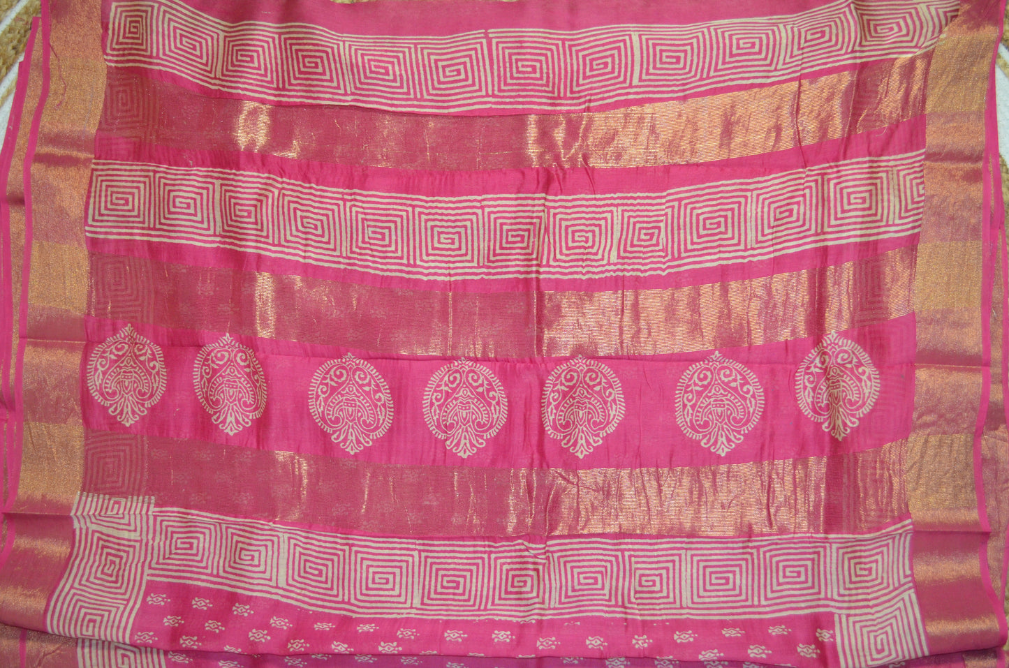 Magenta Bapta Cotton Silk Handloom Saree