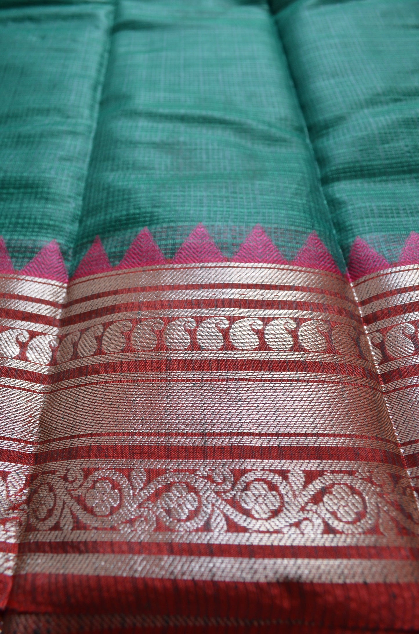 Jungle Green Magenta and Red Kota Gadwal Cotton Silk Handloom Saree