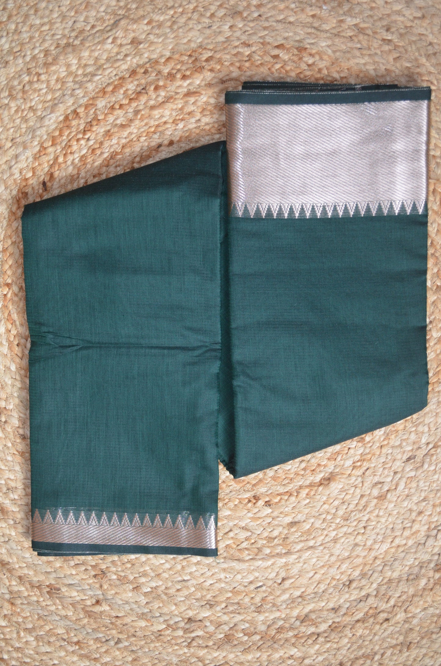 Jungle Green Mangalagiri Cotton Silk Handloom Saree