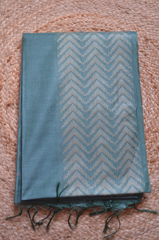Bottle Green Contemporary Thread Work Vegan Silk Handloom Saree
