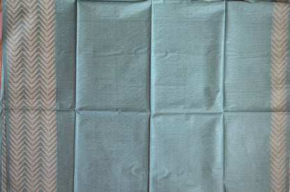 Bottle Green Contemporary Thread Work Vegan Silk Handloom Saree