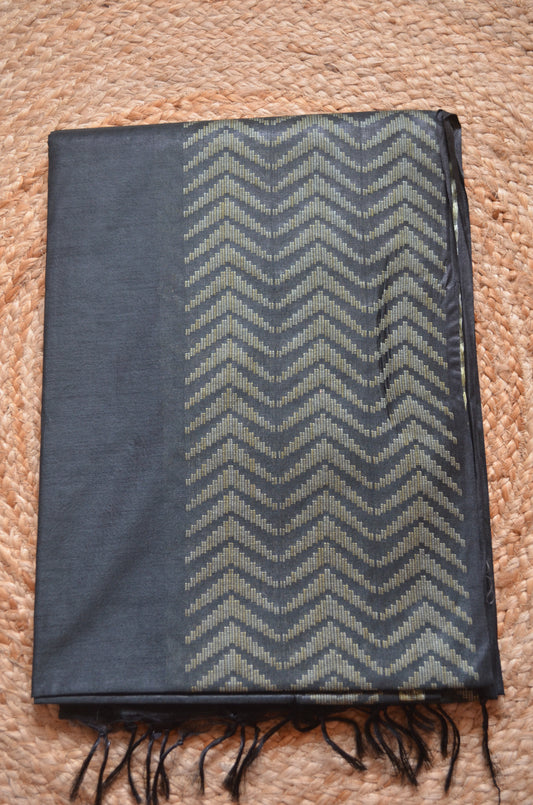 Black Contemporary Thread Work Vegan Silk Handloom Saree
