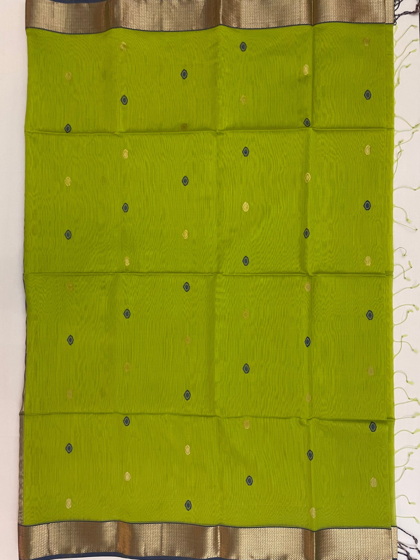 Lime Maheshwari Pure Silk Handloom Saree with Metal Zari