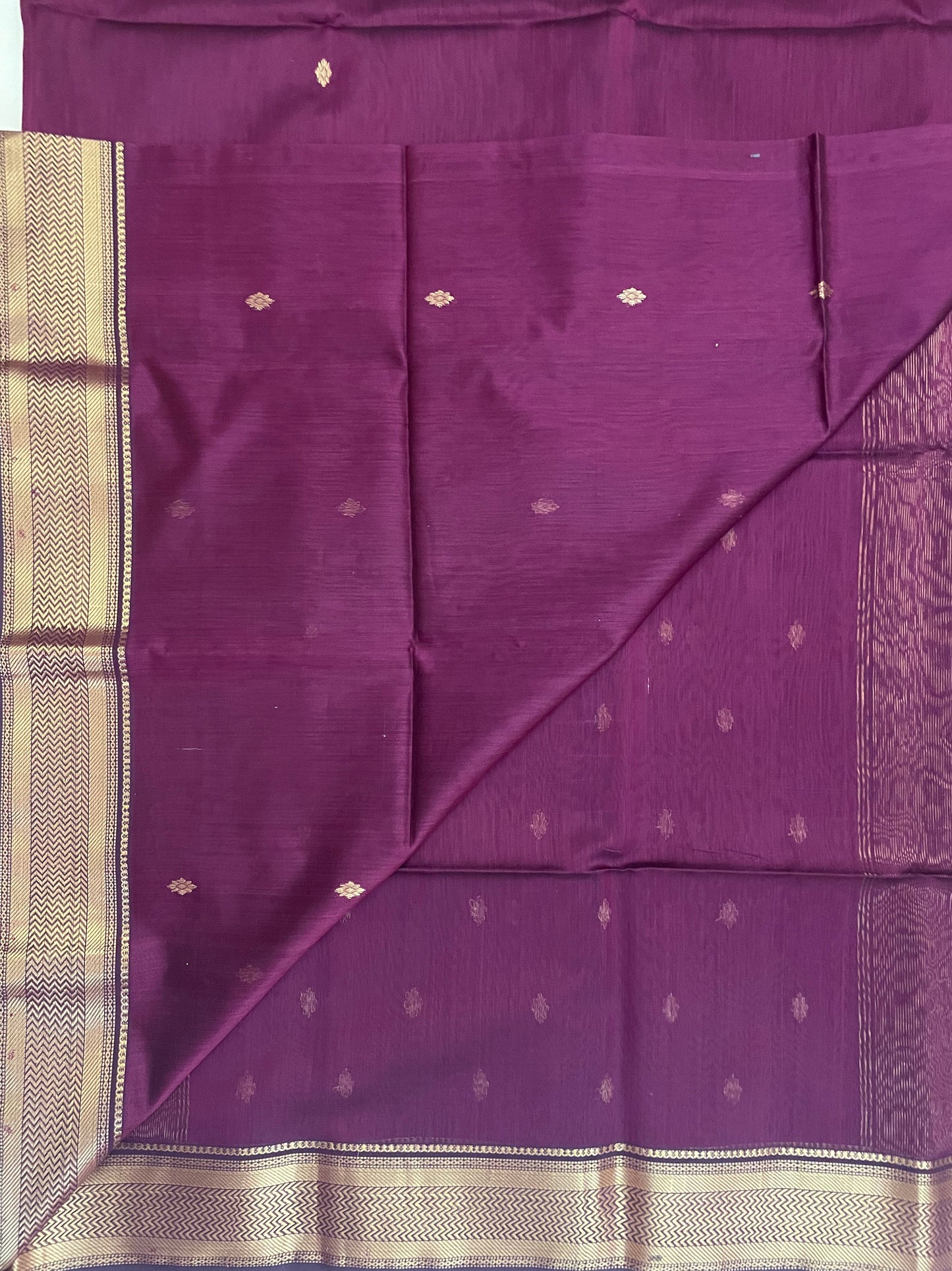 Grape Wine Maheshwari Pure Silk Handloom Saree with Metal Zari