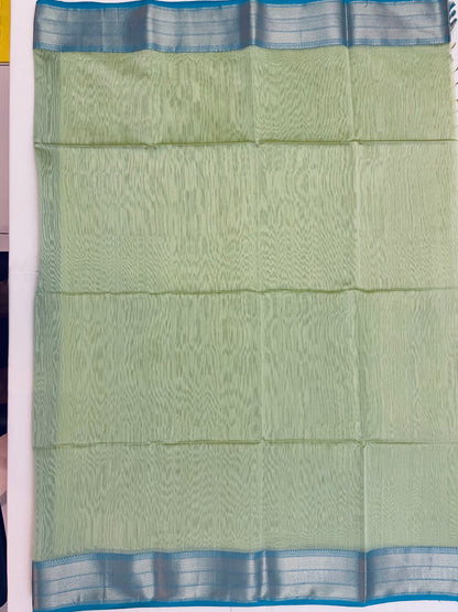 Light Pista Maheshwari Pure Silk Handloom Saree with Metal Zari