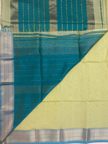 Light Pista Maheshwari Pure Silk Handloom Saree with Metal Zari