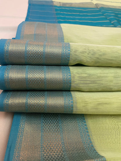 Light Pista Maheshwari Pure Silk Handloom Saree with Metal Zari
