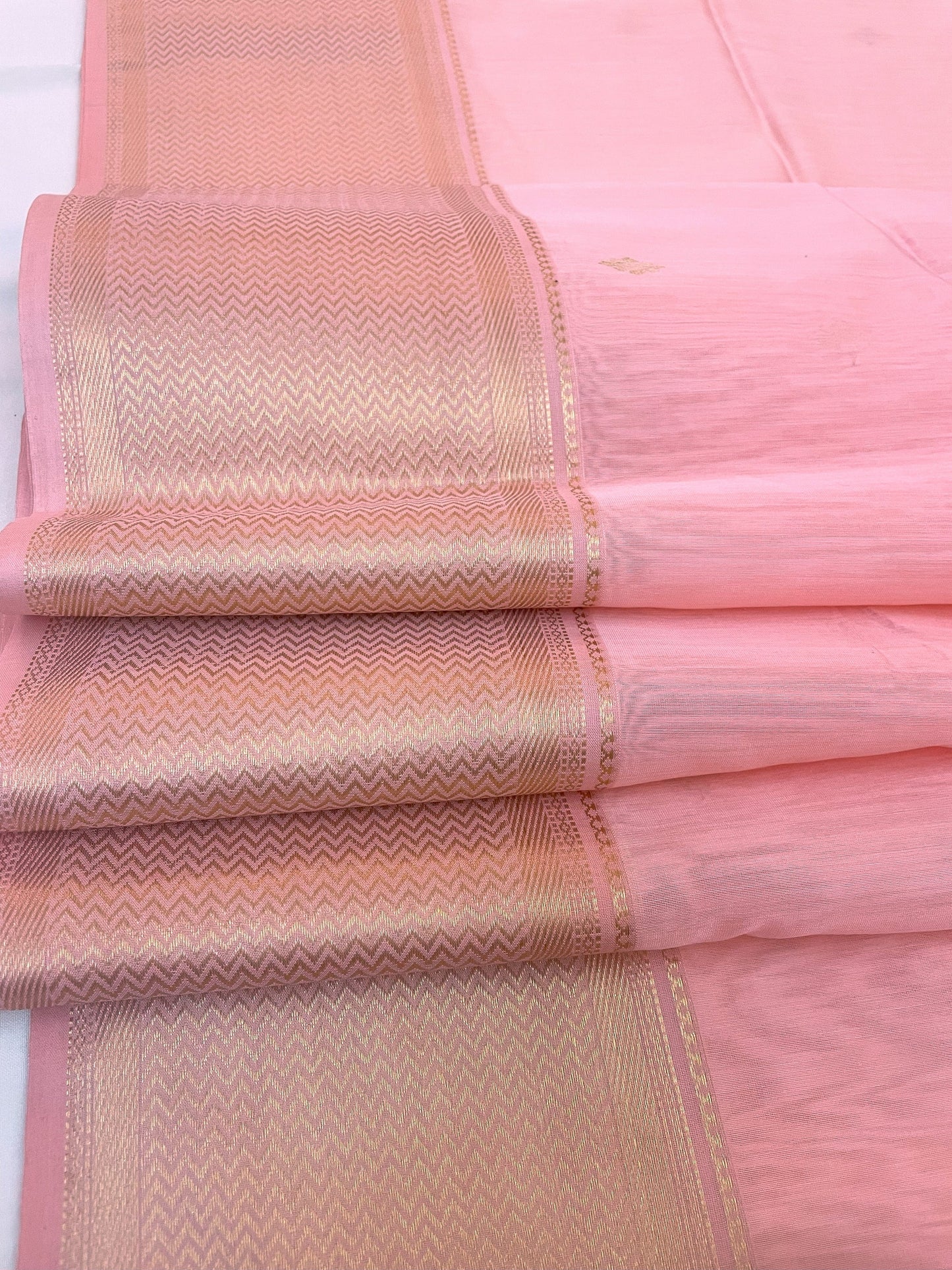 Rose Pink Maheshwari Pure Silk Handloom Saree with Metal Zari