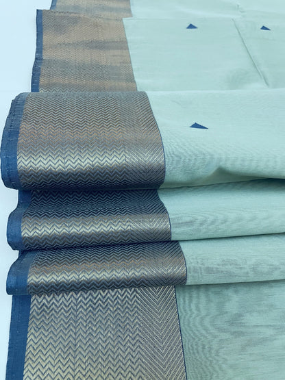 Light Teal Maheshwari Pure Silk Handloom Saree with thick Zari border