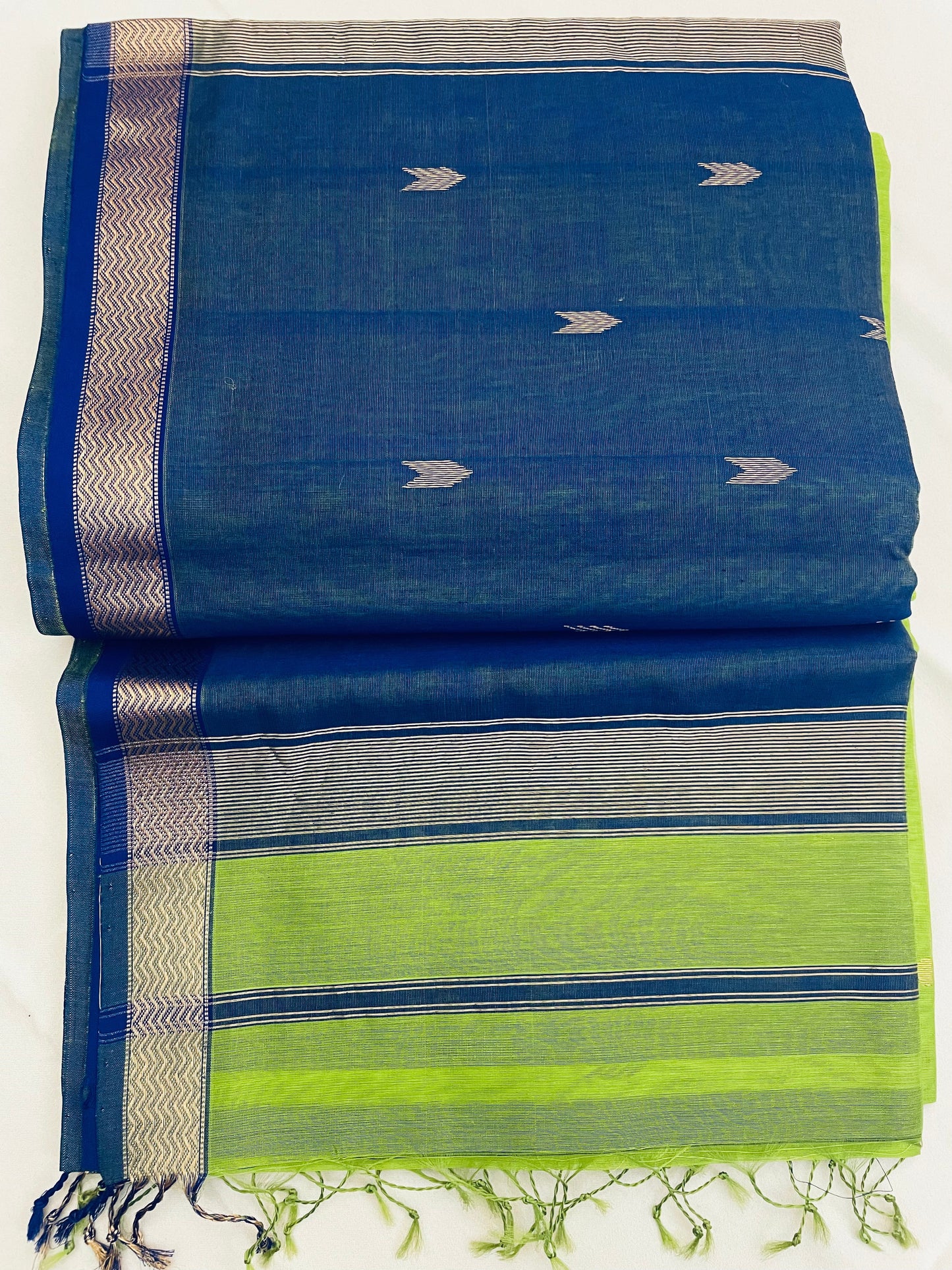 Lemon Green Maheshwari Pure Silk Handloom Saree with Metal Zari