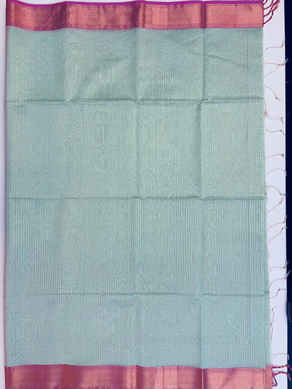 Light Pista Green Maheshwari Pure Silk Handloom Saree with Metal Zari Checks