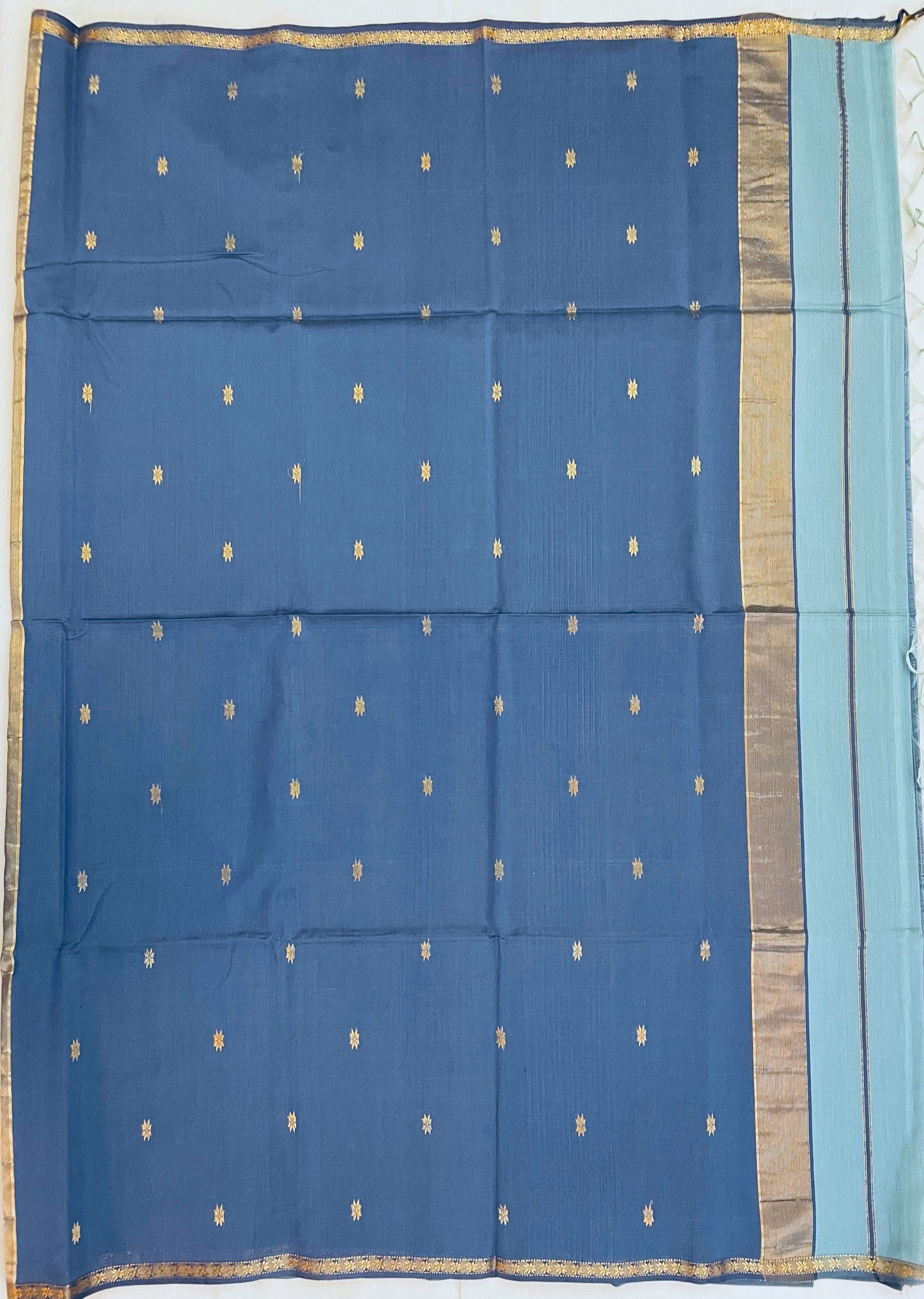 Light Teal Maheshwari Pure Silk Handloom Saree with Metal Zari