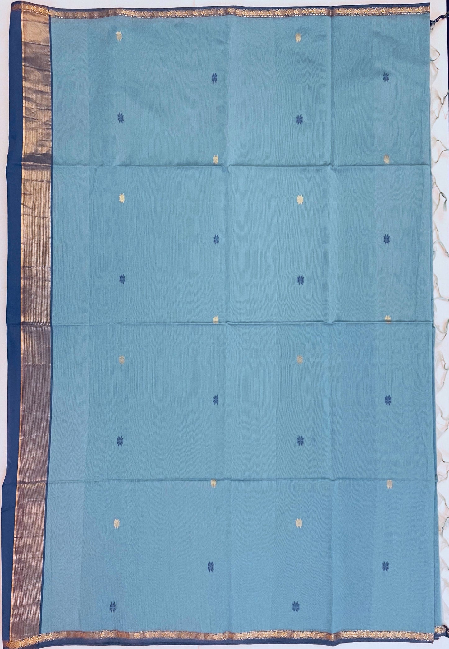Light Teal Maheshwari Pure Silk Handloom Saree with Metal Zari