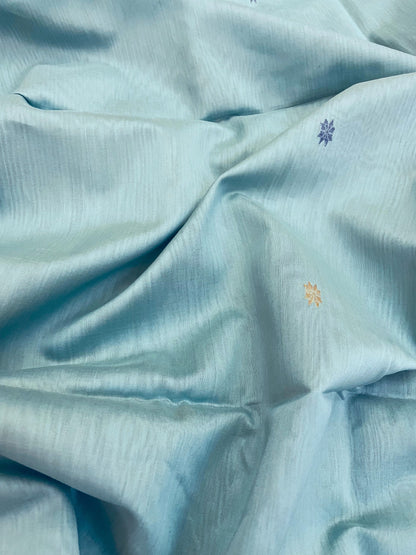 Light Teal Maheshwari Pure Silk Handloom Saree with Metal Zari