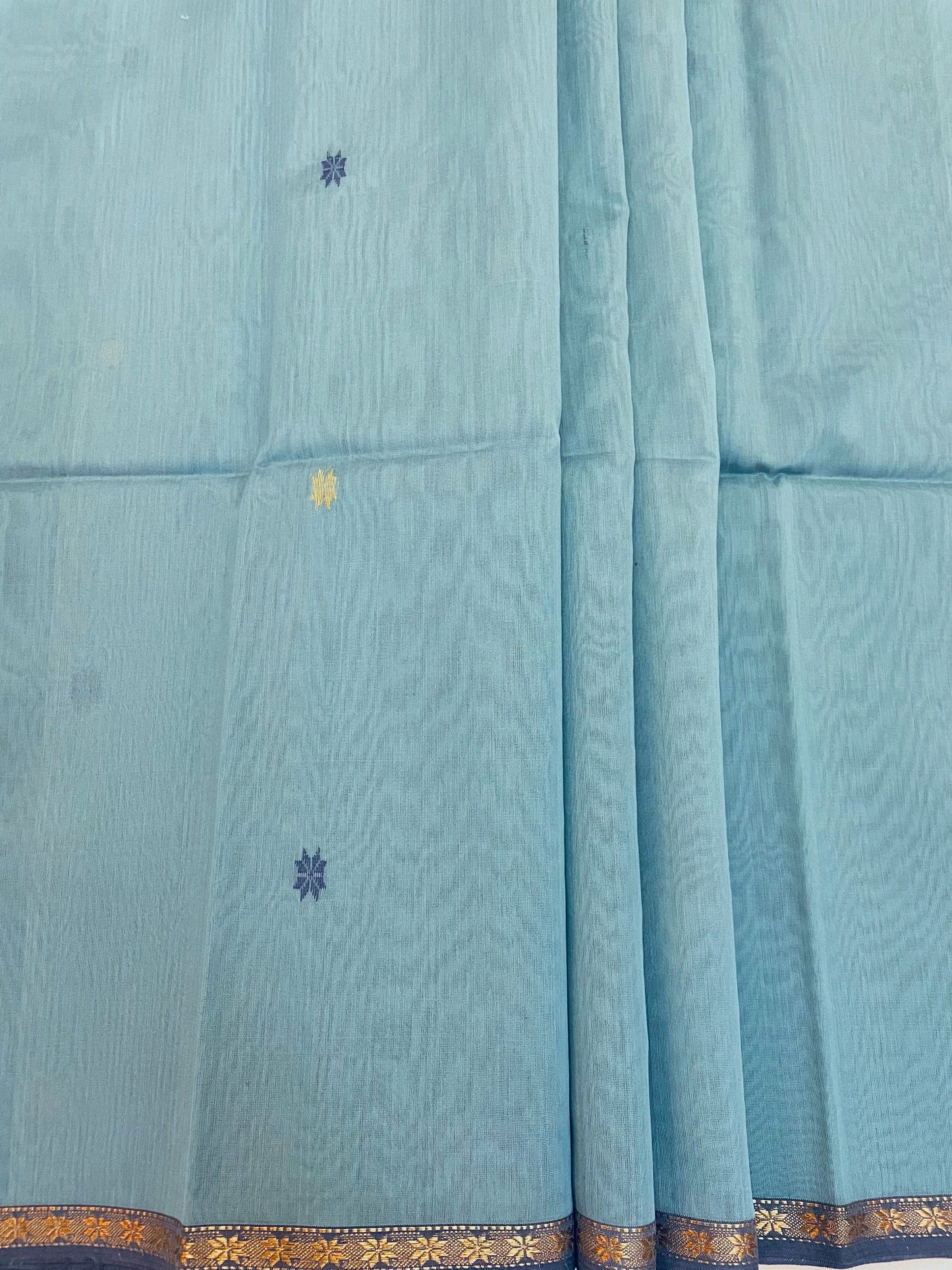 Light Teal Maheshwari Pure Silk Handloom Saree with Metal Zari