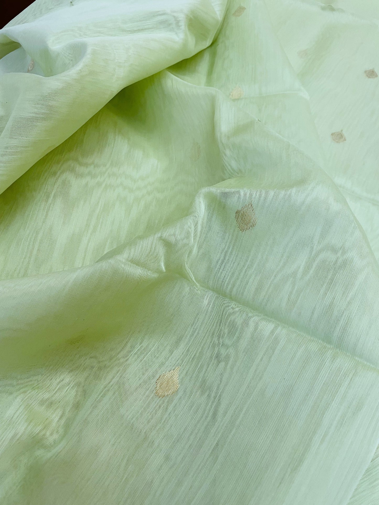 Light Sea Green Maheshwari Pure Silk Handloom Saree with Metal Zari