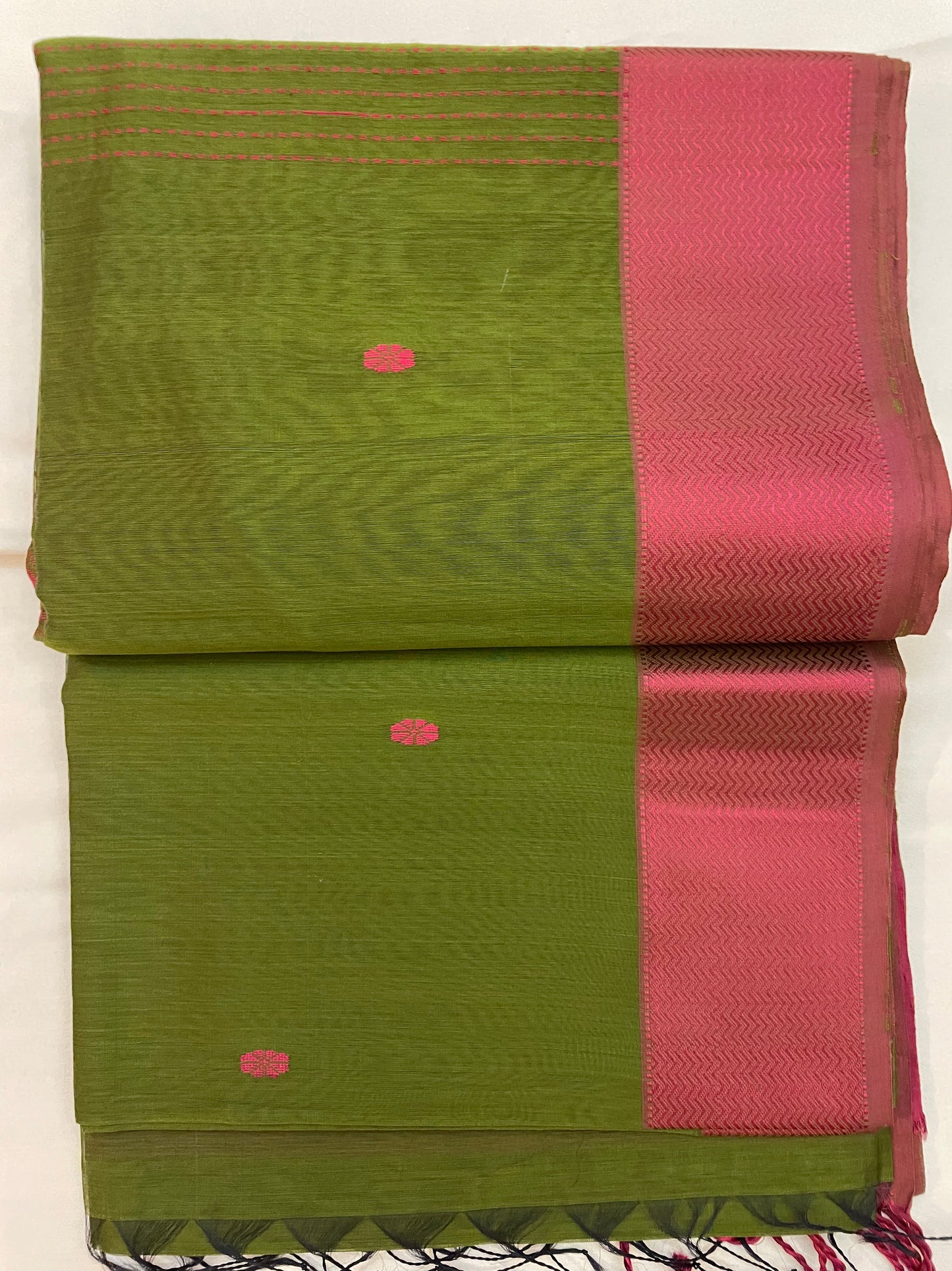 Mehndi Maheshwari Pure Silk Handloom Saree with Thread Zari